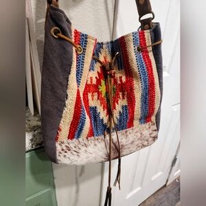 Myra Bag: S-3062 "BLUE BUCKET BAG